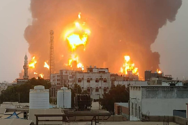 Israeli airstrikes on Houthi targets in Yemen’s Hodeidah port