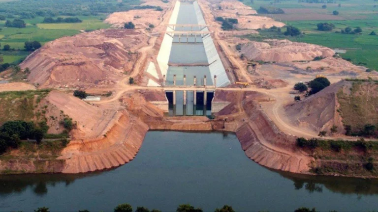 Telangana CM orders a CBI Probe into Kaleshwaram Project